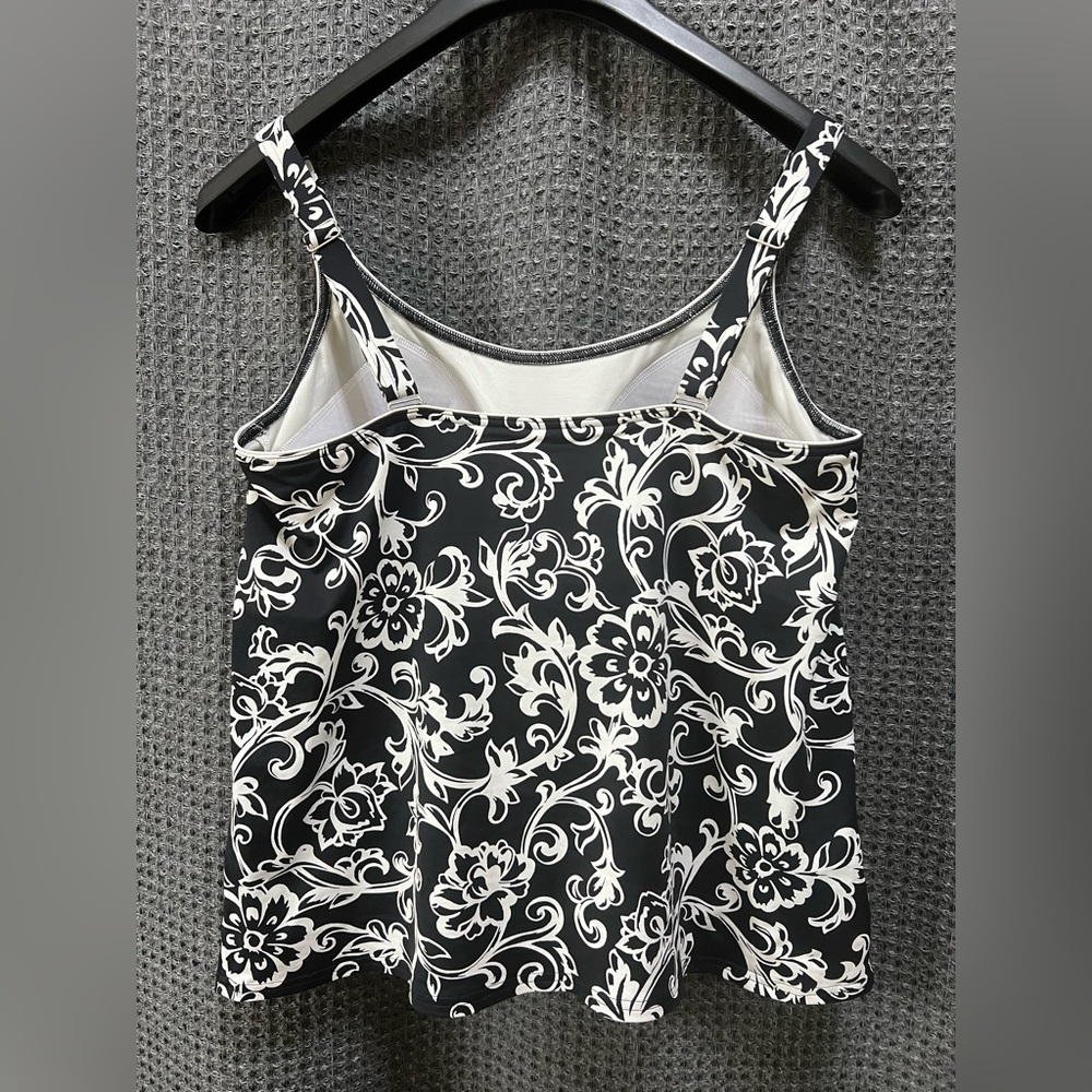 Lands End Tankini Top Molded Cups Tummy Control Floral Black White 14 - Picture 2 of 7
